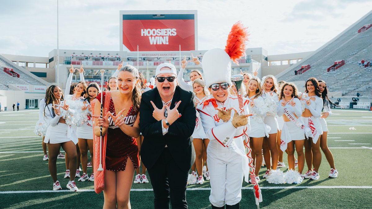 A few moments from our last home game of the regular season. ❤️

Thank you to all for your support so far this season. We're not done yet!

📸: <a href="/MalikeyD/">Małik Davis ©</a>