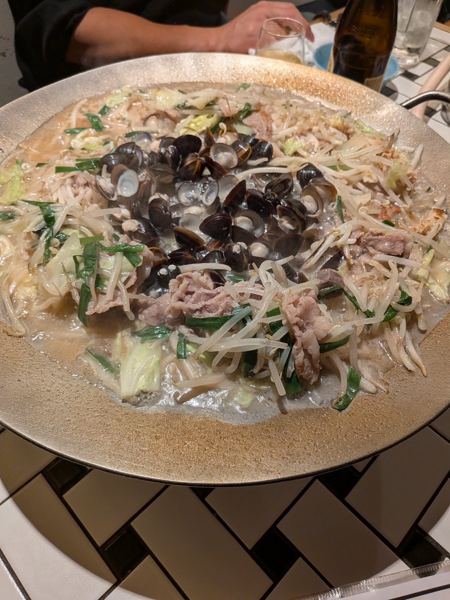 大東洋　６０周年おめでとうございます😊㊗️毎日アウフイベント🎪凄いなぁ🎶
全然イベント行けてない😭イキタイイベント多すぎな件💦

今日は八狐さんの日🎶🦊
今日は逃したくないと仕事早く切り上げた😁
１０００年生きる狐🦊のアウフは癒される🫶

＃ジェネさん帰りありがと