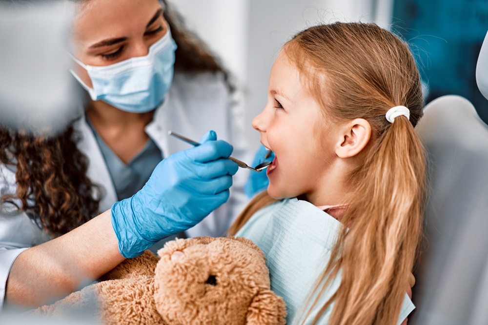DentalNJournal's tweet photo. The @bspduk has released its Presidentโs Charter 2025-2026, providing guidance to policymakers to deliver โGood oral health for every child in the UKโ.
Find out more here:
โก๏ธ https://t.co/yqNNLV5ENo
#oralhealth #children #dentalhealth #dentalcheck #preventative #dentistry https://t.co/sMvsPuktvy