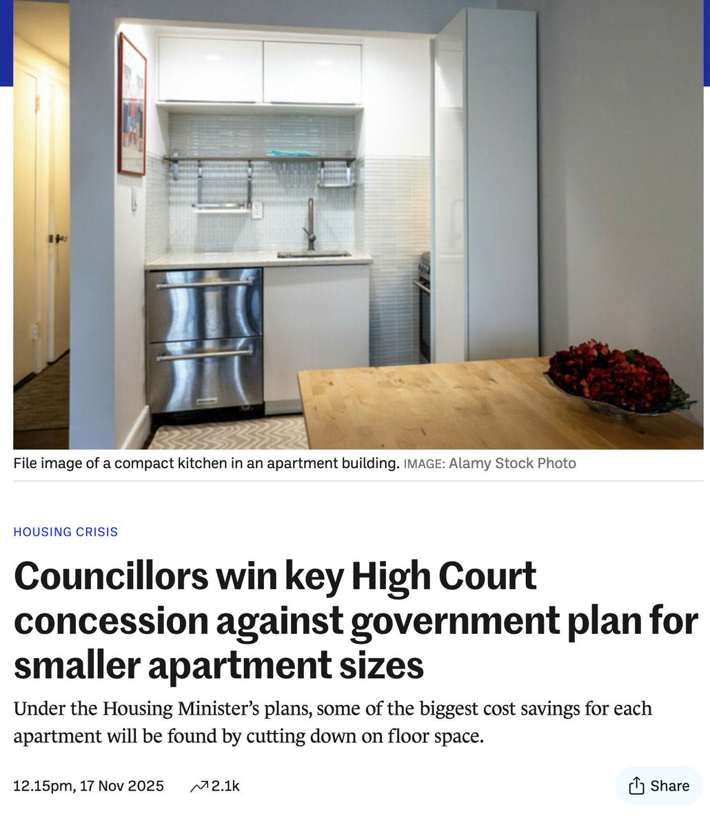 This is the @HitchinTownFC boardroom. I love these spaces and always try to  find my way in. The opposition owners are always welcomed in pre-match for  tea and biscuits (custard cream and, image size:1030x1200