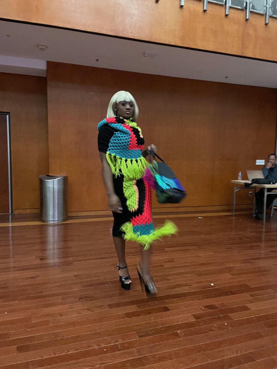 WhoCanYouTell's tweet image. Friday was all about fashion, and what an amazing night it was. We thank everyone for showing us how we can fight stigma in many ways, even with our clothing! #HUStigmaProject #ICS2025 #HUEmpowerProject #endstigma