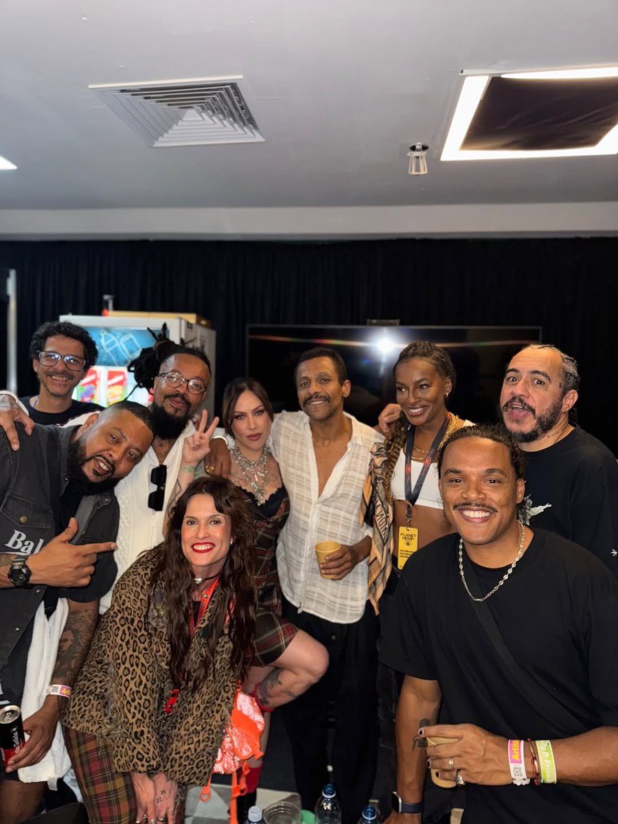 Pitty | Vídeos ★ tweet media