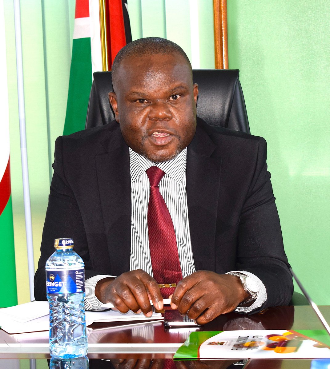 ppbkenya's tweet image. Enhancing collaboration in pharmacy training, the Pharmacy and Poisons Board today hosted the Chairman of the Department of Pharmacology &amp;amp; Clinical Pharmacy at Kenyatta University and the Associate Dean of the School of Pharmacy, University of Namibia, who also serves as…