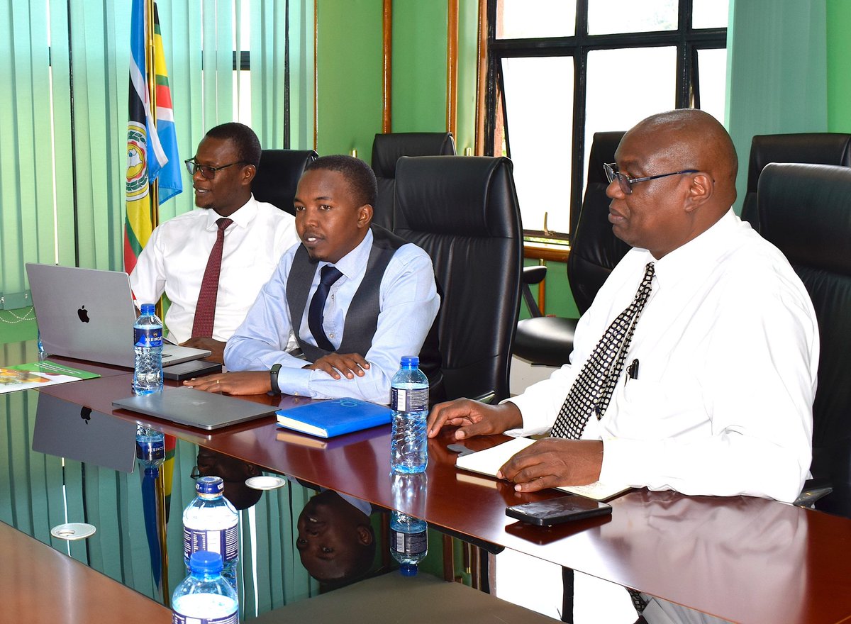 ppbkenya's tweet image. Enhancing collaboration in pharmacy training, the Pharmacy and Poisons Board today hosted the Chairman of the Department of Pharmacology &amp;amp; Clinical Pharmacy at Kenyatta University and the Associate Dean of the School of Pharmacy, University of Namibia, who also serves as…