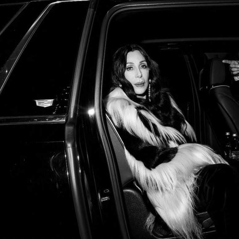 concertleaks's tweet image. Ariana Grande will be hosting Saturday Night Live on December 20th, with Cher as the musical guest!