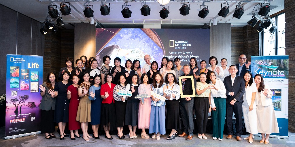 CengageLearning's tweet image. Our National Geographic Learning team hosted events in Hanoi &amp;amp; Ho Chi Minh City focused on future-ready #skills with a session led by NatGeo Explorer Lillygol Sedaghat. With 36 universities represented &amp;amp; 90%+ 5-star ratings, it was a success.