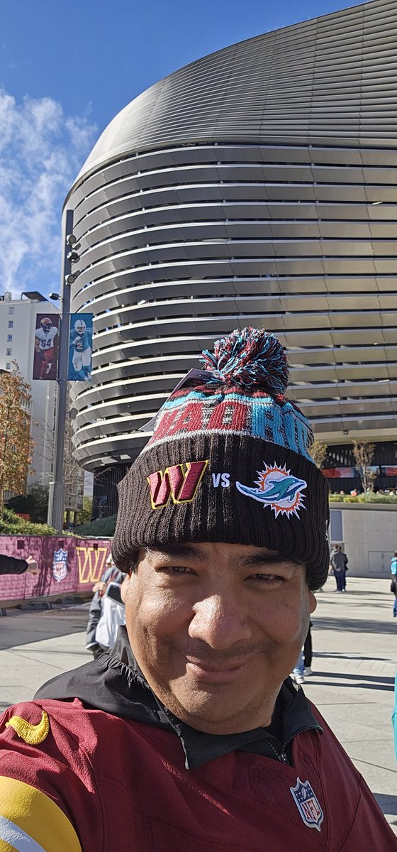 AbnahDur's tweet image. SURPRISE!!! At the end of the day, we made it!!!! 🇪🇦🇺🇲🇲🇽🏉🎉 Post 2/4 #MexiCommander #RaiseHail #HTTC

@LouieTeeNetwork @Commanders @john_keim @JPFinlayNBCS @NickiJhabvala @elPoderosoDC @MlinaresDC @imaisterrena @miguelesses