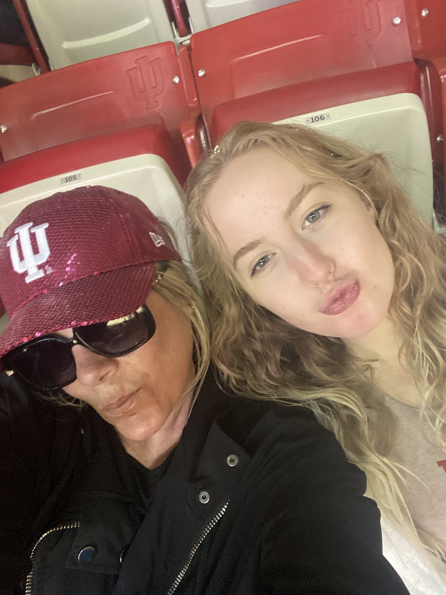 MeredithMimi's tweet photo. Always a fun day with my Bidi at IU https://t.co/MgI29M0Da9
