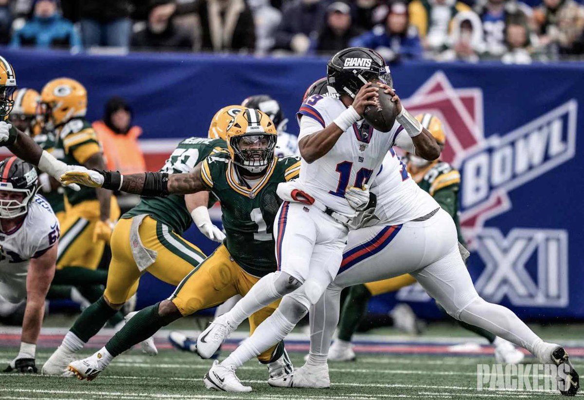 Green Bay Packers top graded players via PFF in their Week 11 W vs the Giants

Offense⤵️
🥇 Jordan Love: 93.1
🥈 Aaron Banks: 83.4
🥉 Christian Watson: 82.1

Defense⤵️
🥇 Micah Parsons: 89.6
🥈 Keisean Nixon: 84.5
🥉 Xavier McKinney: 74.1