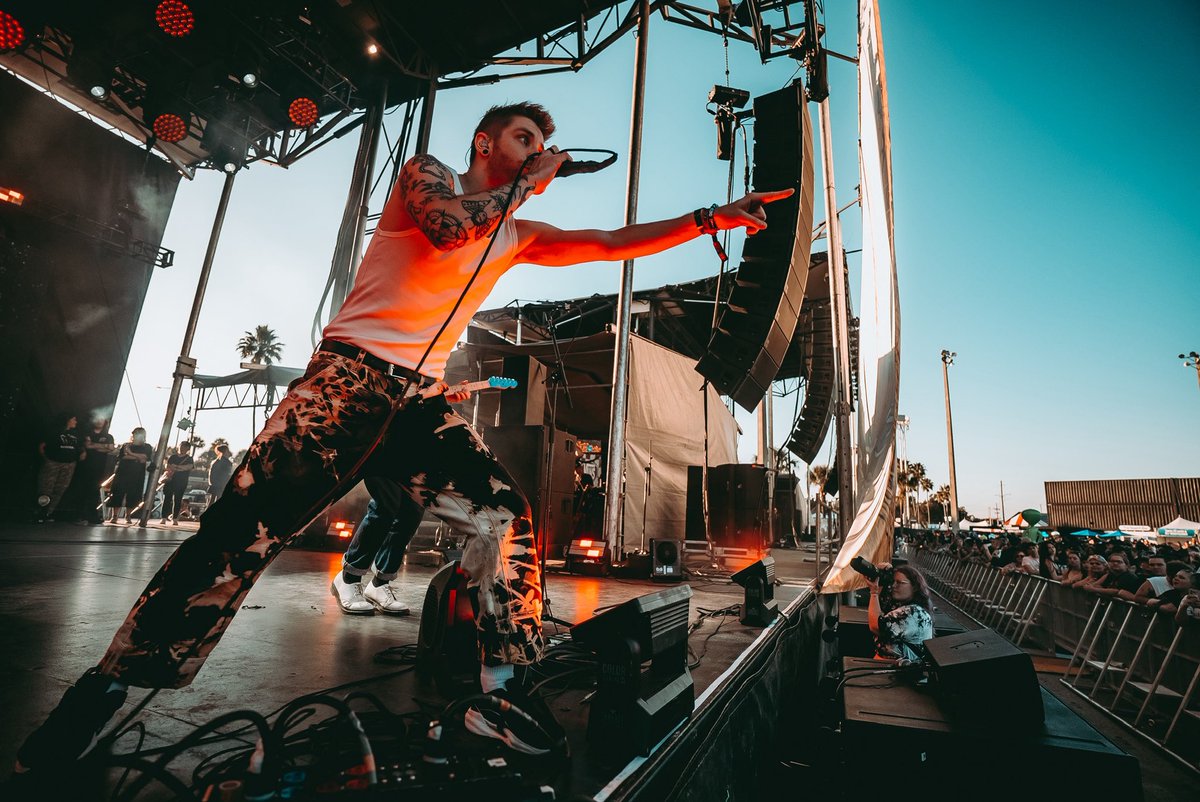 Warped Tour 2025. 

Unreal scenes. Very emotional. Thank you.