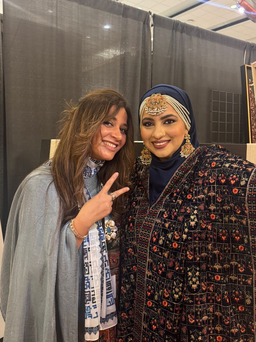 iashouston's tweet image. We’re still glowing from an amazing weekend of art, culture, and connection! Keep creating, connecting, and sharing the joy of art! 💫

𝐏𝐨𝐬𝐭 𝐲𝐨𝐮𝐫 𝐩𝐢𝐜𝐭𝐮𝐫𝐞𝐬 𝐨𝐧 𝐬𝐨𝐜𝐢𝐚𝐥 𝐦𝐞𝐝𝐢𝐚 𝐚𝐧𝐝 𝐭𝐚𝐠 𝐈𝐬𝐥𝐚𝐦𝐢𝐜 𝐀𝐫𝐭𝐬 𝐒𝐨𝐜𝐢𝐞𝐭𝐲. #IslamicArtsFestival #IAS