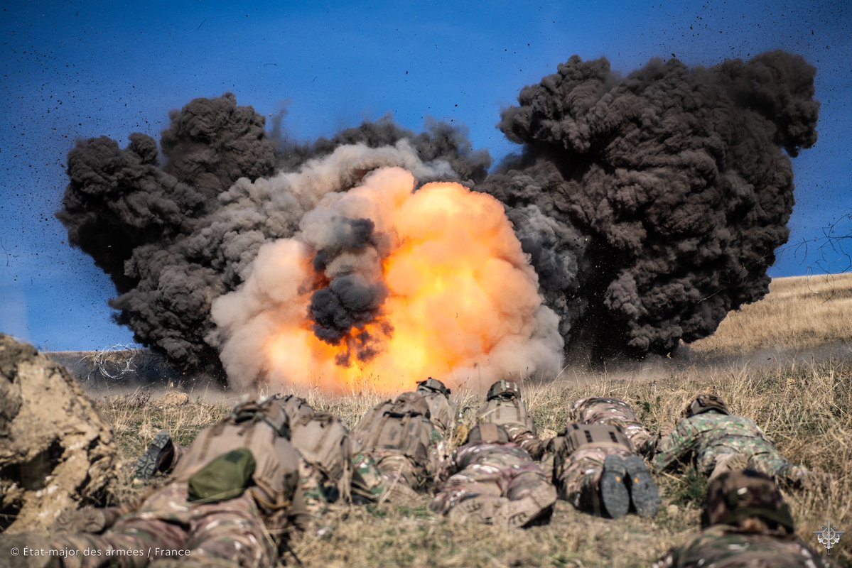 FrenchForces's tweet image. 📍Romania | End of the multinational exercise #DACIANFALL
 
1️⃣8️⃣ days of training 
3️⃣0️⃣0️⃣0️⃣ troops from 5️⃣ nations 🇫🇷 🇧🇪 🇷🇴 🇱🇺 🇪🇸 trained together to showcase the Alliance&apos;s ability to respond swiflty and effectively to any threat.
 
➡️ Build-up of a multinational brigade under…