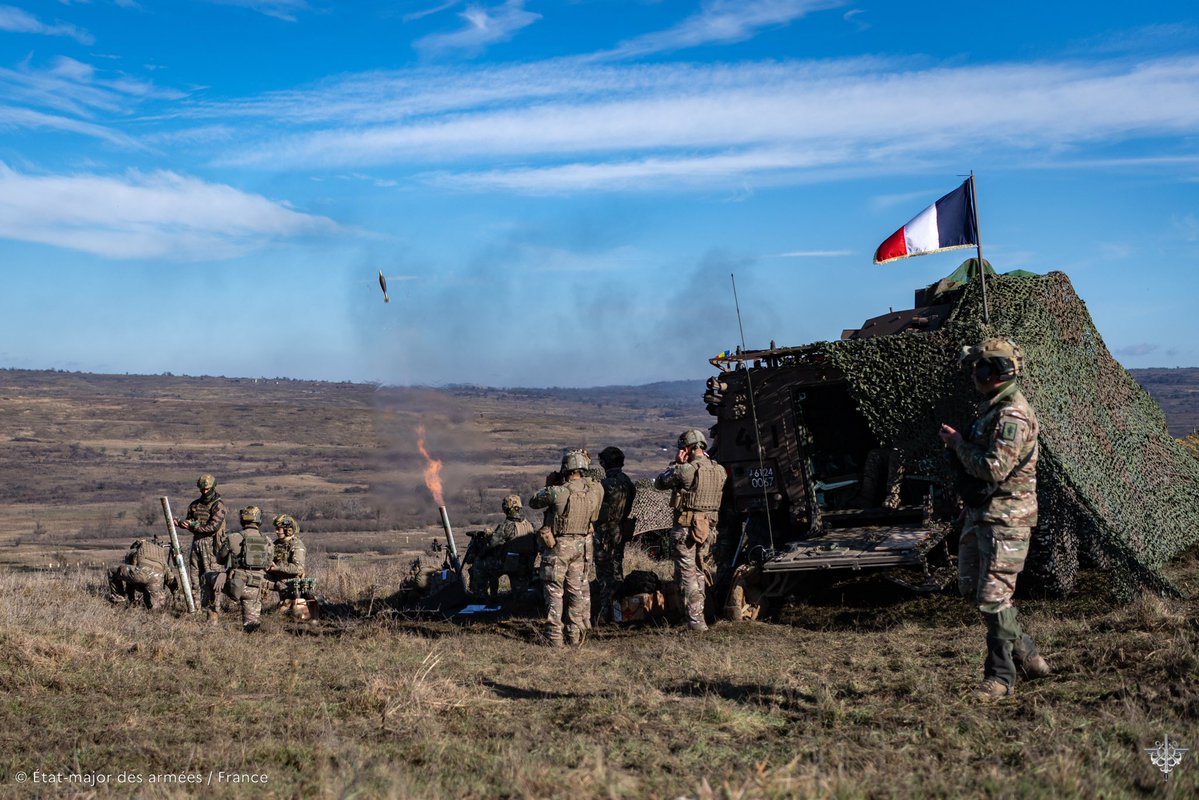 FrenchForces's tweet image. 📍Romania | End of the multinational exercise #DACIANFALL
 
1️⃣8️⃣ days of training 
3️⃣0️⃣0️⃣0️⃣ troops from 5️⃣ nations 🇫🇷 🇧🇪 🇷🇴 🇱🇺 🇪🇸 trained together to showcase the Alliance&apos;s ability to respond swiflty and effectively to any threat.
 
➡️ Build-up of a multinational brigade under…