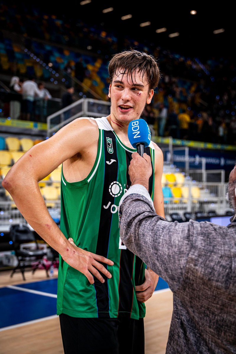 19-year-old, seven-footer Michael Ruzic made a strong impact in Joventut’s win over Gran Canaria in Spain’s top division this weekend.

22 Minutes
16 Points 
4-5 2PT
2-2 3PT
2-2 FT
4 Rebounds 
1 Assists

📸: <a href="/Penya1930/">Club Joventut Badalona</a>