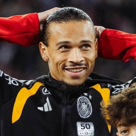 lemarcaspors_'s tweet image. Leroy Sané, Slovakya karşısında ilk 11&apos;de başlıyor.