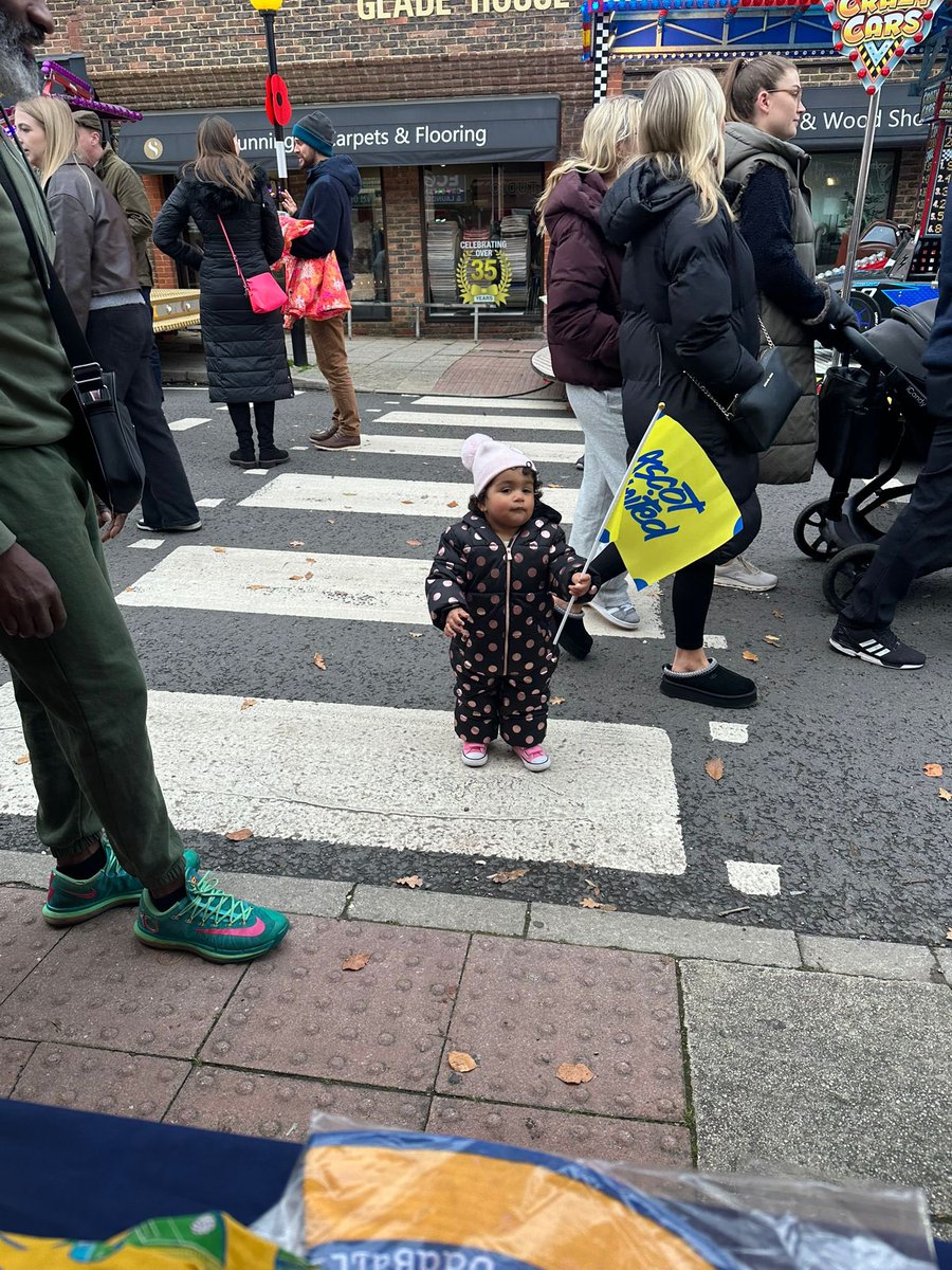 AscotUnitedFC's tweet image. Great to see everyone in Sunninghill this weekend!

For anyone who visited us and collected a flag, you can use this to gain FREE entry to our Mens League Cup fixture tomorrow night at Home 🙌

#WeAreAscot
#UpTheYellas