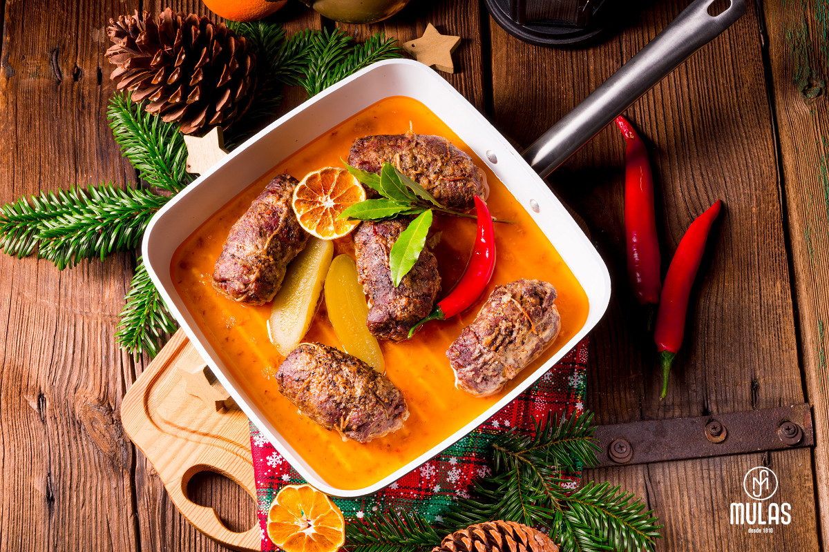 Carnicasmulas's tweet image. Las posibilidades a la hora de elaborar unas deliciosas #carnesrellenas para los #menús #navideños son infinitas 👌😋... Tan solo debes contar con una materia prima de la máxima calidad y un poco de creatividad. Aquí te dejamos algunas #recetas 👉 acortar.link/aEXSv8