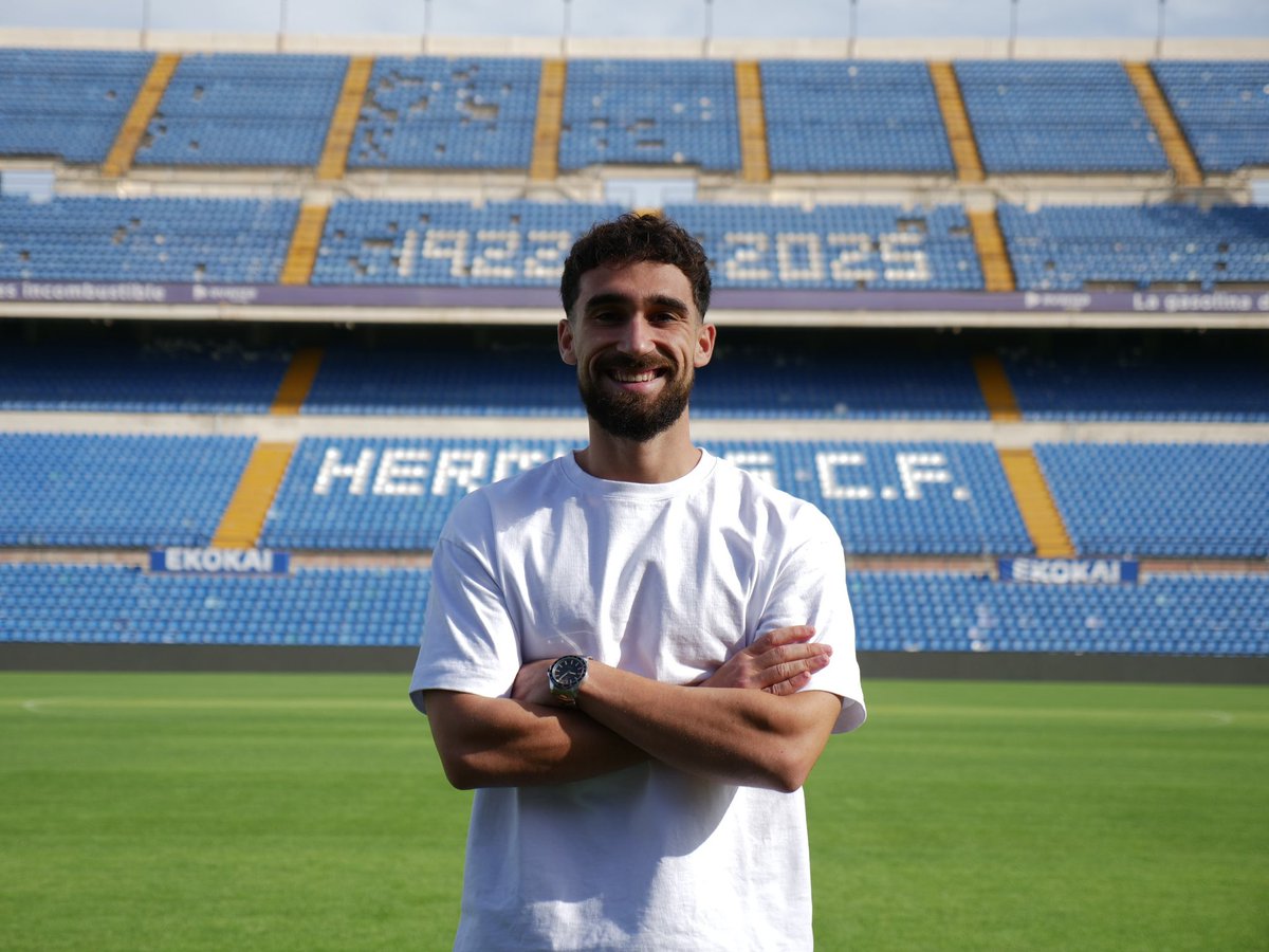 HerculesFutura's tweet photo. 🚨 𝗢𝗙𝗜𝗖𝗜𝗔𝗟

🔙 Alejandro Iniesta, nuevo fichaje del Hércules B

📎 https://t.co/32uWOrUIjF

💙 #MachoHércules 🤍 https://t.co/TrE34ryMY0