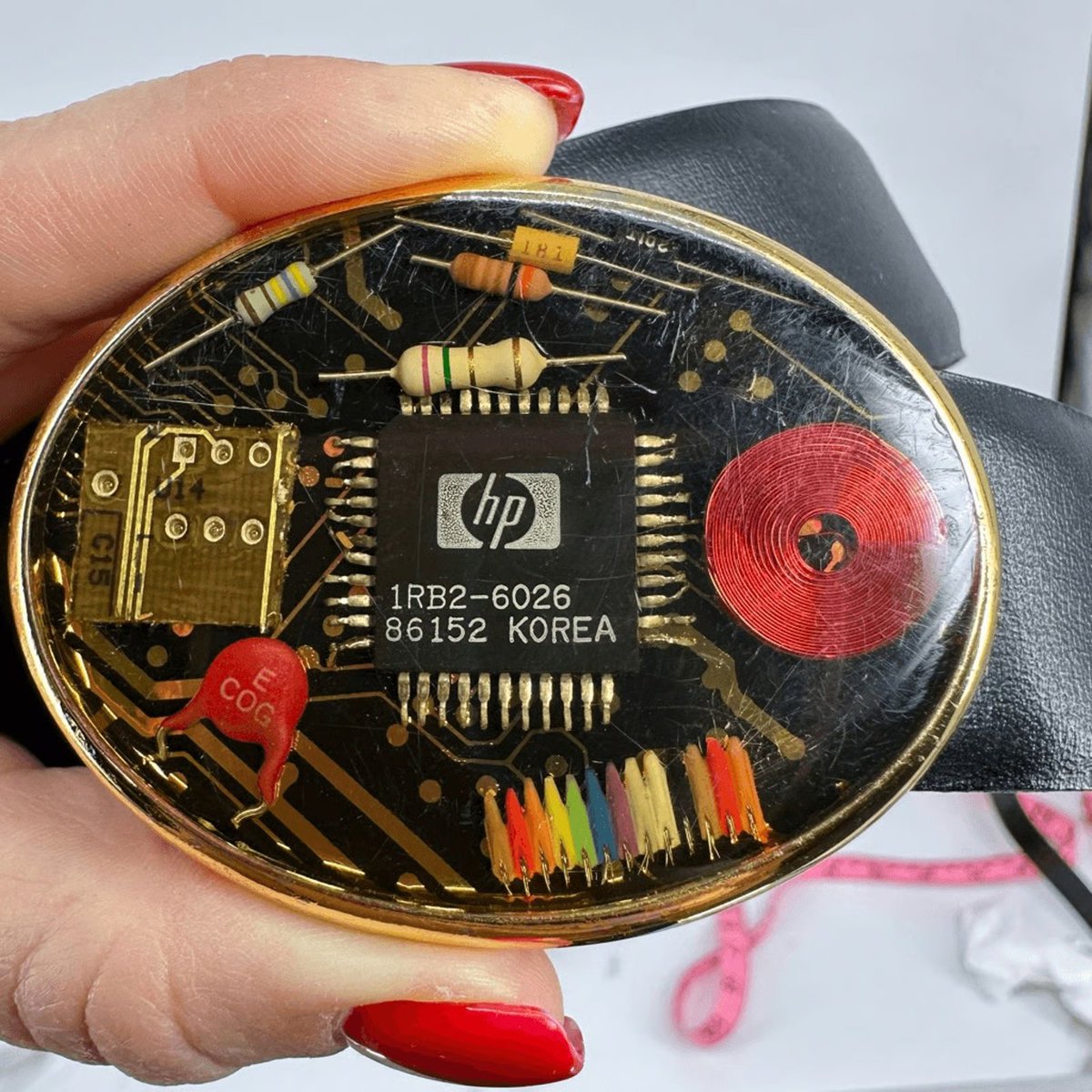 Get your Geek on🤓Vintage 70s Von West HP Computer Components Belt Buckle!