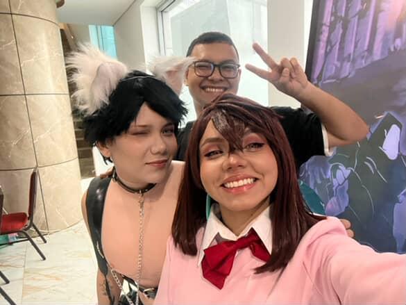Ayer estuve en la HiroCon, no grabé contenido, prefería disfrutar y vaya que la pasé bien, encantado de haber ido y andar con Miru y Daniko. 

También me tome varias fotos con cosplayers que estan en mi IG, por si quieren verlas.