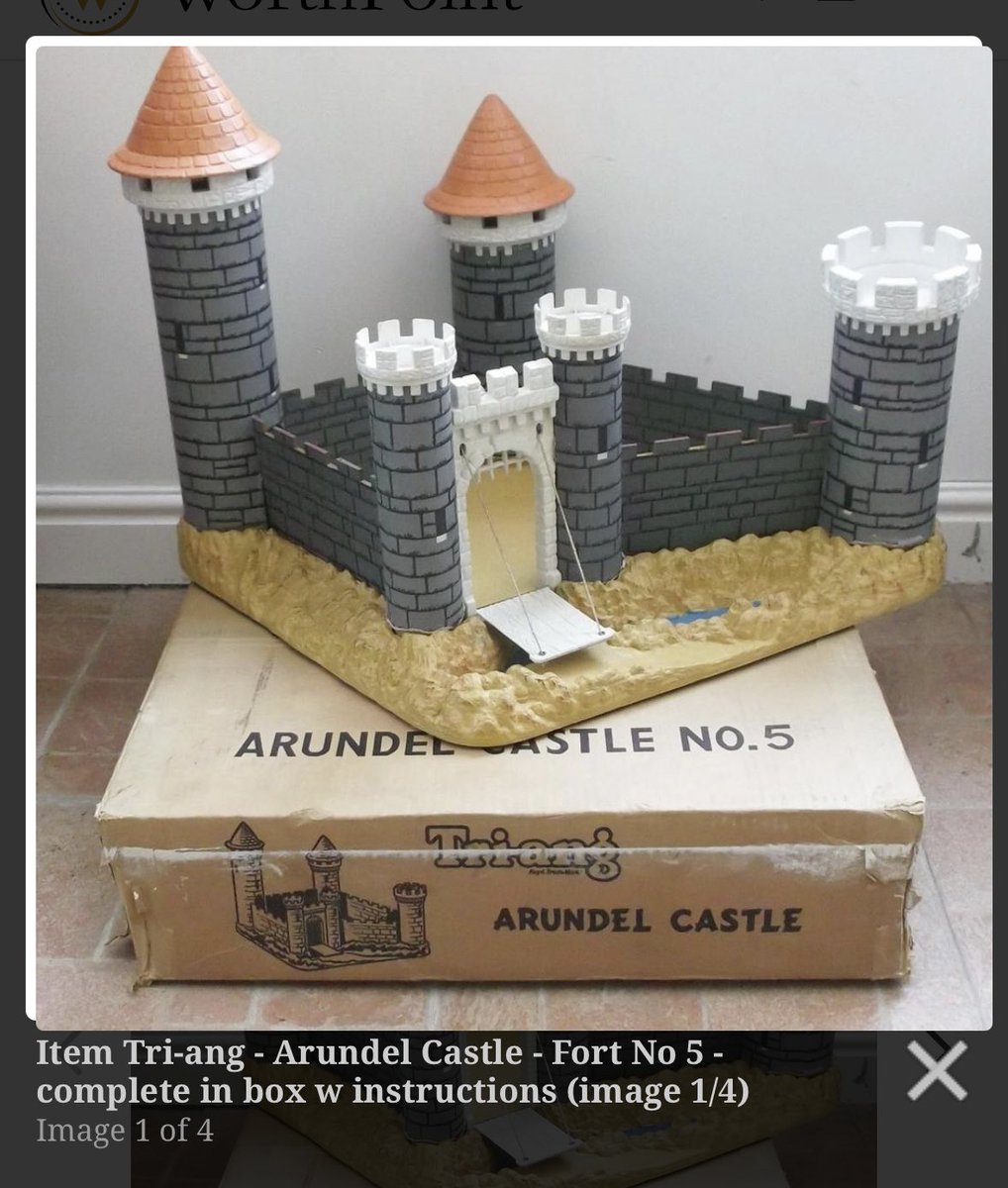 vtgeSWdiecast's tweet photo. @RealPaulPutner No problem - and a bit of further research says it’s Arundel Castle. Not sure Tri-Ang quite captured its majesty https://t.co/c2wEVFggzo