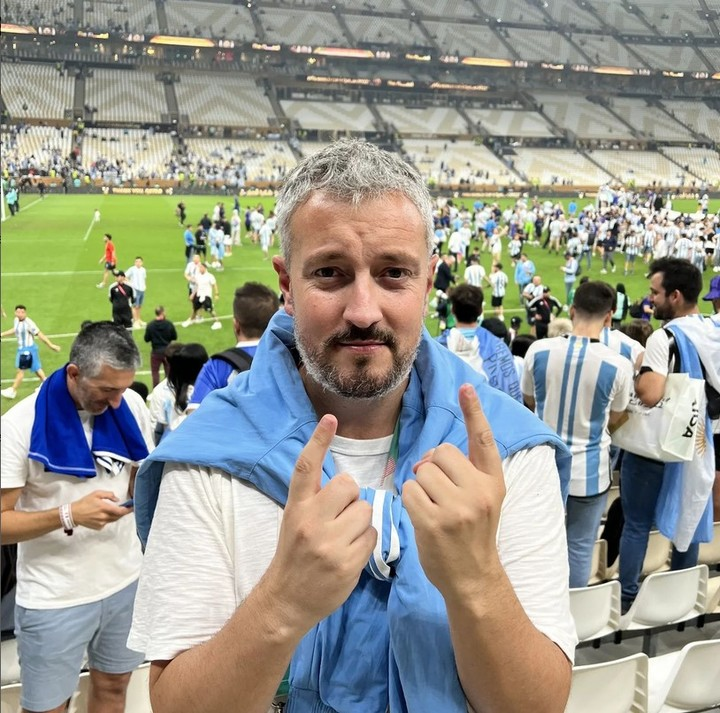 TroyInTheWest's tweet photo. Que onda con este chupa pija de Tapia, ENSOBRADO, perdiste toda credibilidad, ya toda la gente sabe que pasas a retirar sobrecitos por AFA. https://t.co/zuxt7XkPFA