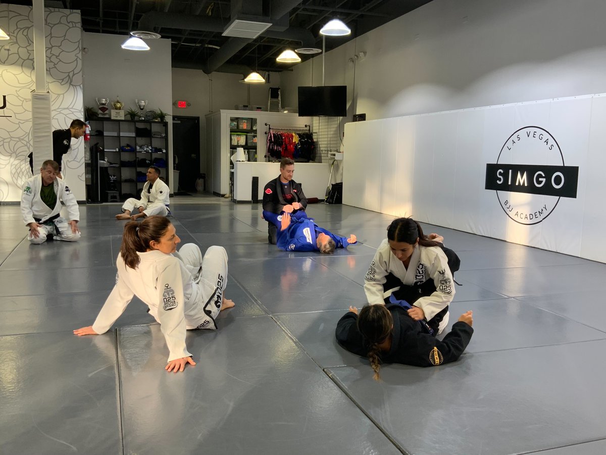 PredictAP tweet media