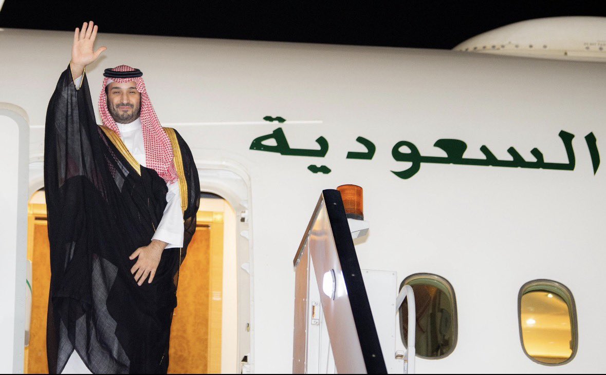 اسأل الله الكريم رب العرش العظيم ان يحفظك اينما كنت .