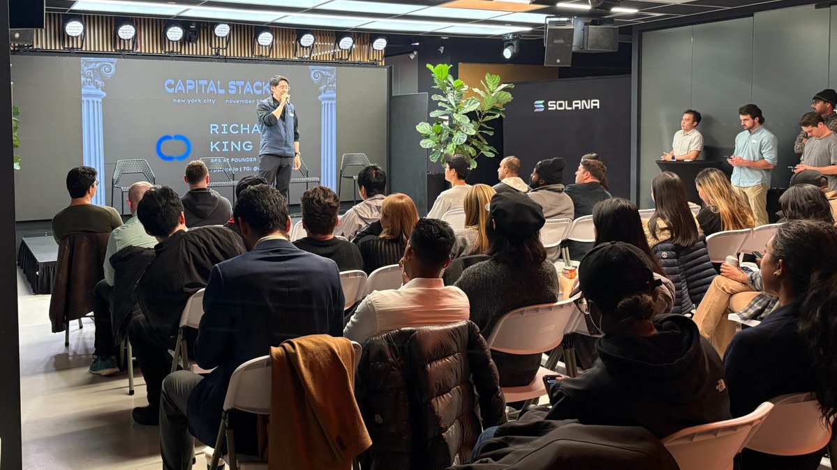 capitalstackhq's tweet image. Richard @richardkingxyz from @RPS_AI on scaling onchain asset management and liquidity on Solana.