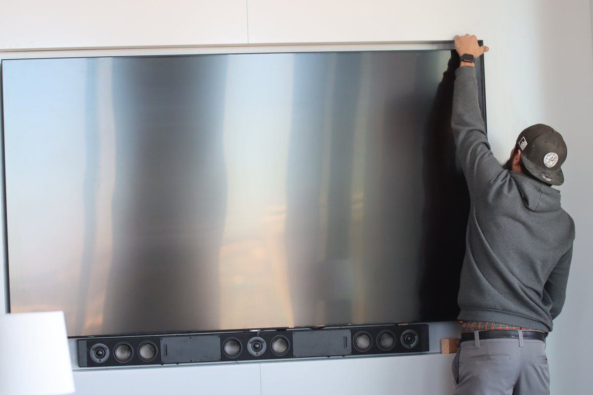 TrueProtection1's tweet image. Mounting the tools that keep you connected and protected. 📡
From security panels to smart displays — every install gets True Protection’s professional touch.

Tap the link below to learn more! 
truehomeprotection.com/contact-us/

#AlarmMonitoring #VideoMonitoring #TrueProtection