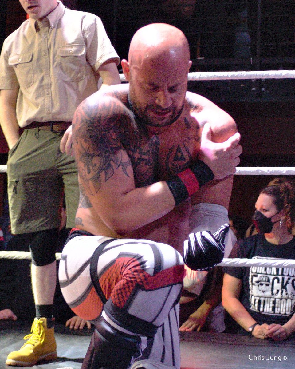 Rudo_Rampage's tweet image. Lost in a town that is not his own,  with familiar faces that are no longer familiar, what will Anton Voorhees do?
#Hoodslam #SlamTown @Hoodslam @link2futureftf