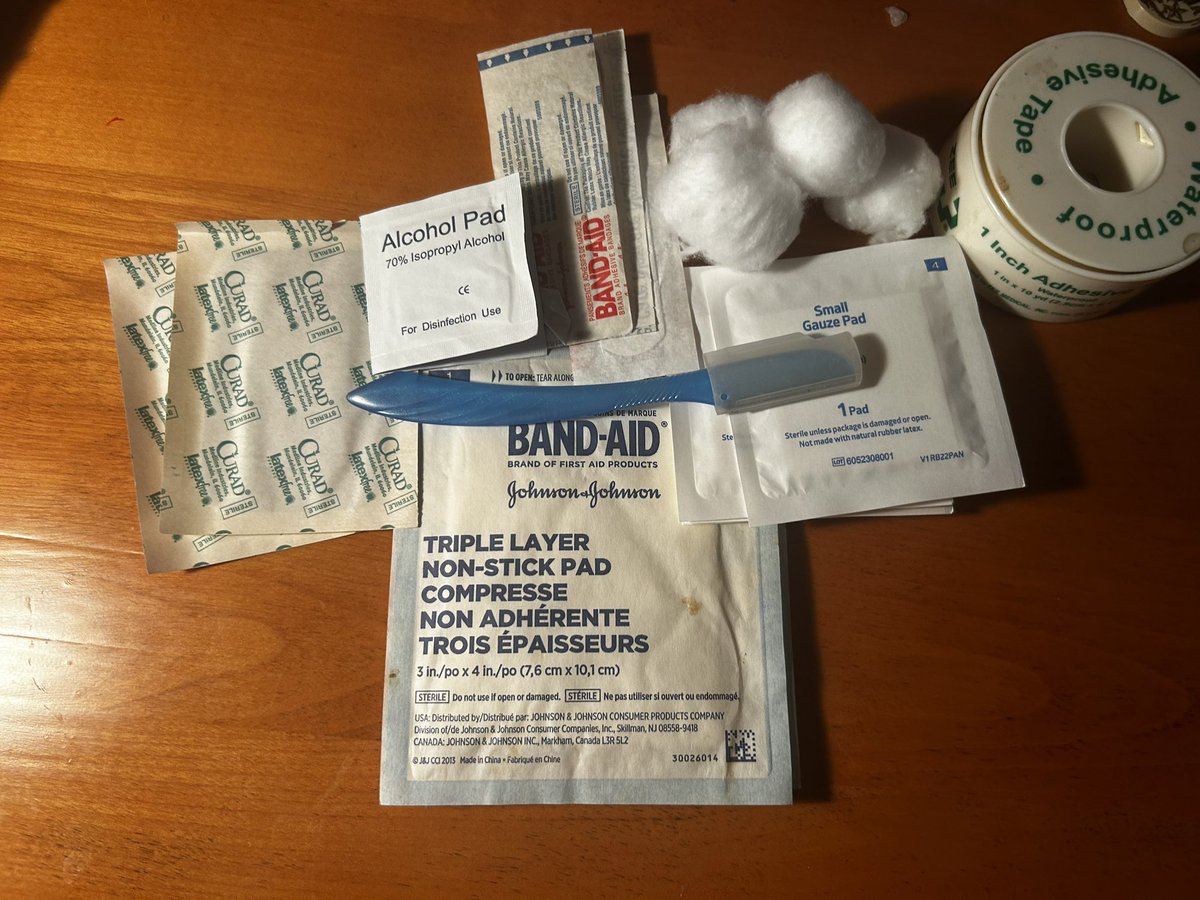 PrussiaOfEdTwT's tweet image. Only thing that can scare the awesome me is an infection