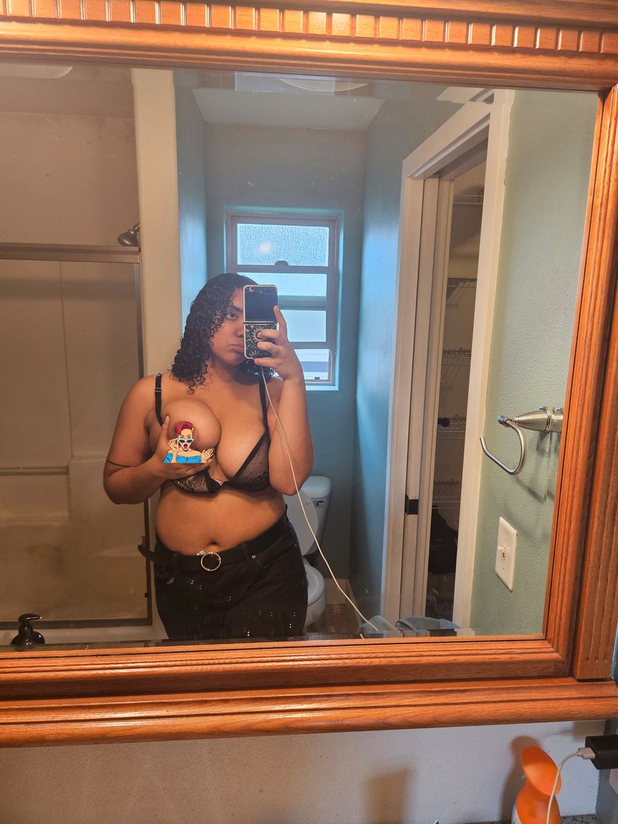 Naughty Bug Free Only Fans tweet media