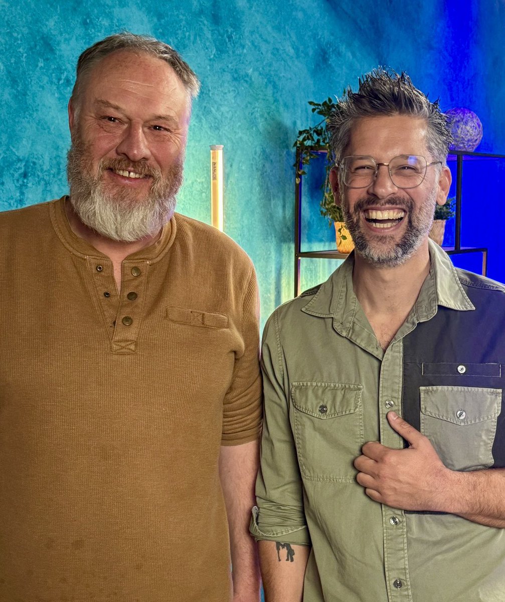 Mijn gesprek met oud-hoogleraar Ap Dijksterhuis over eenzaamheid, opgroeien zonder vader en hoe we ons opnieuw kunnen verbinden: open.spotify.com/episode/719wxr…