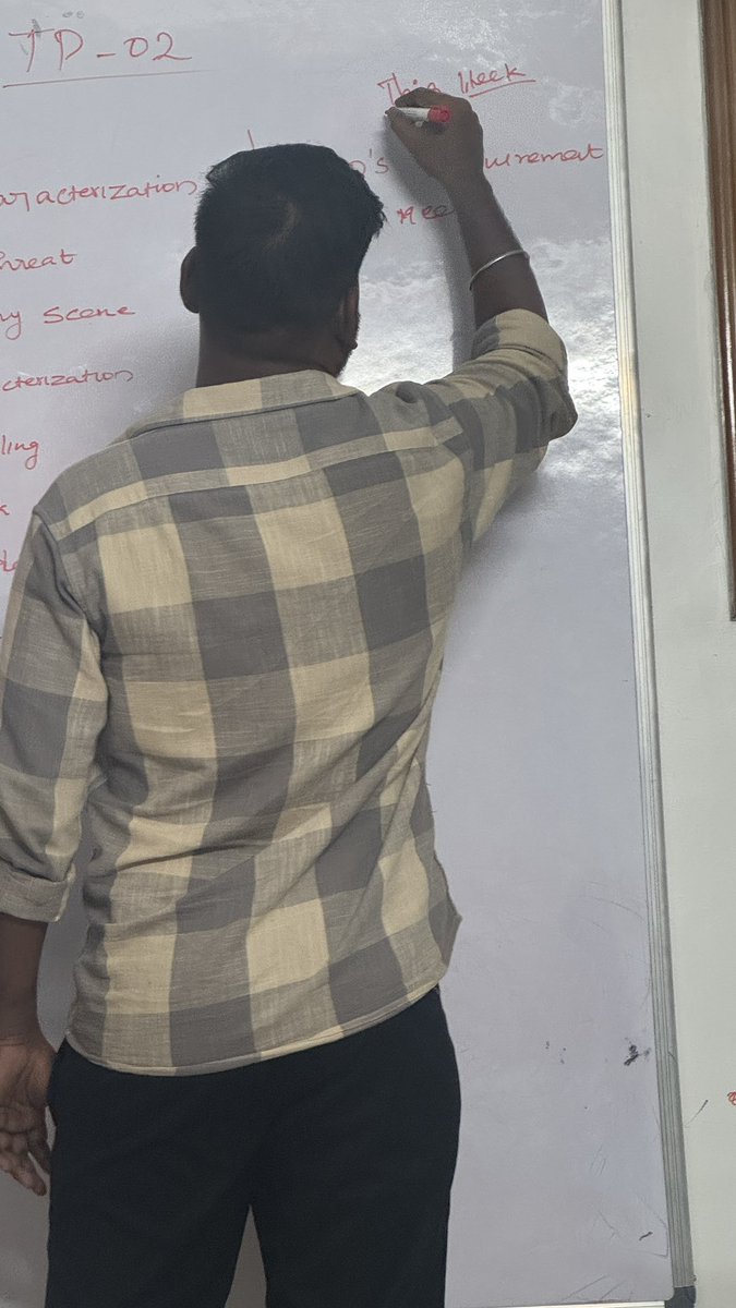 ThozharAadhi's tweet image. Known him since his Writer days.. One thing which has always been constant about him all these years is the respect, passion and commitment he has for his work and the audience! 

This year is going to be your Best! 💪

HB”D” @tamizh018 💙
“மகிழ்”ச்சியும் அன்பும் 🤗

#TP02 - 🏆🔥