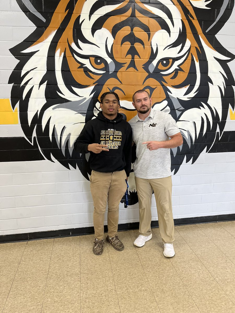 Marcus Flowers Jr/3⭐️RB tweet media