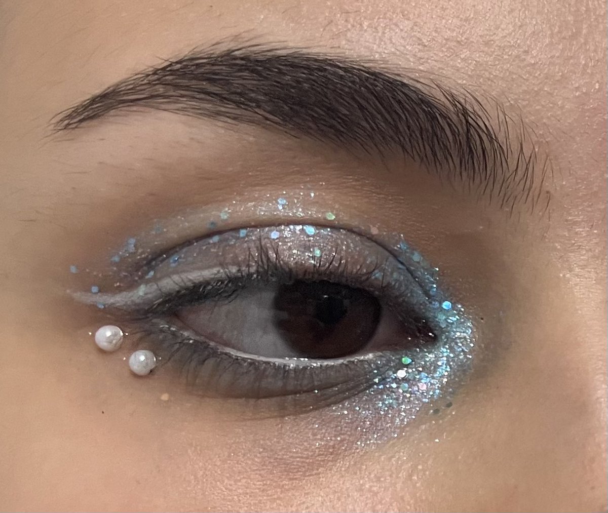 liliesofhee's tweet image. palet basarili arkadaslar alin!