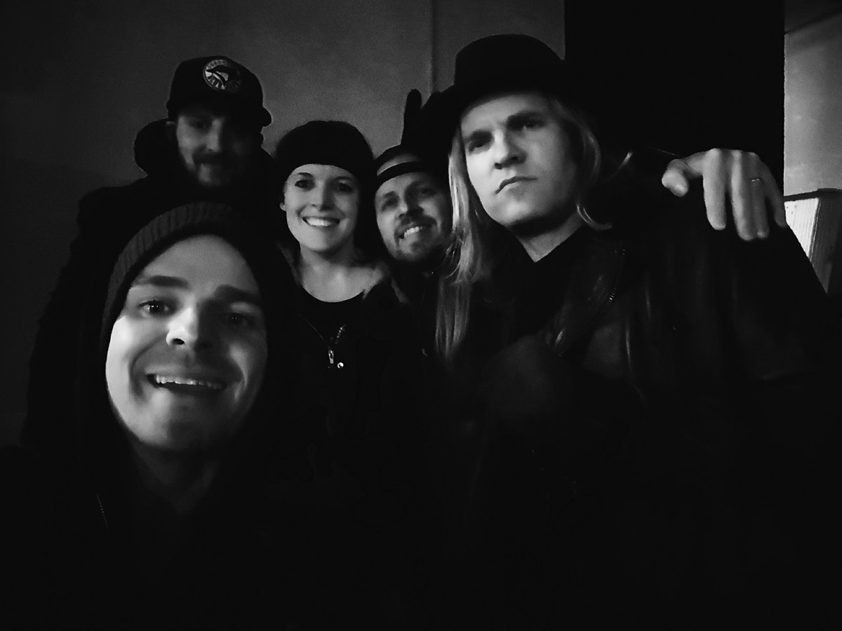 On this night in 2017:

Merching at The Phoenix for <a href="/OneBadSon/">One Bad Son</a> 

The best dudes.