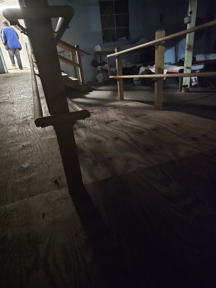 DoNtCoNfOrM1993's tweet image. Daybreak Homeless Shelter in Lawrence, Massachusetts, and Lifebridge Homeless Shelter in Salem, Ma. #endhomelessness #endhunger #housingcrisis 🙏🇺🇲✝️