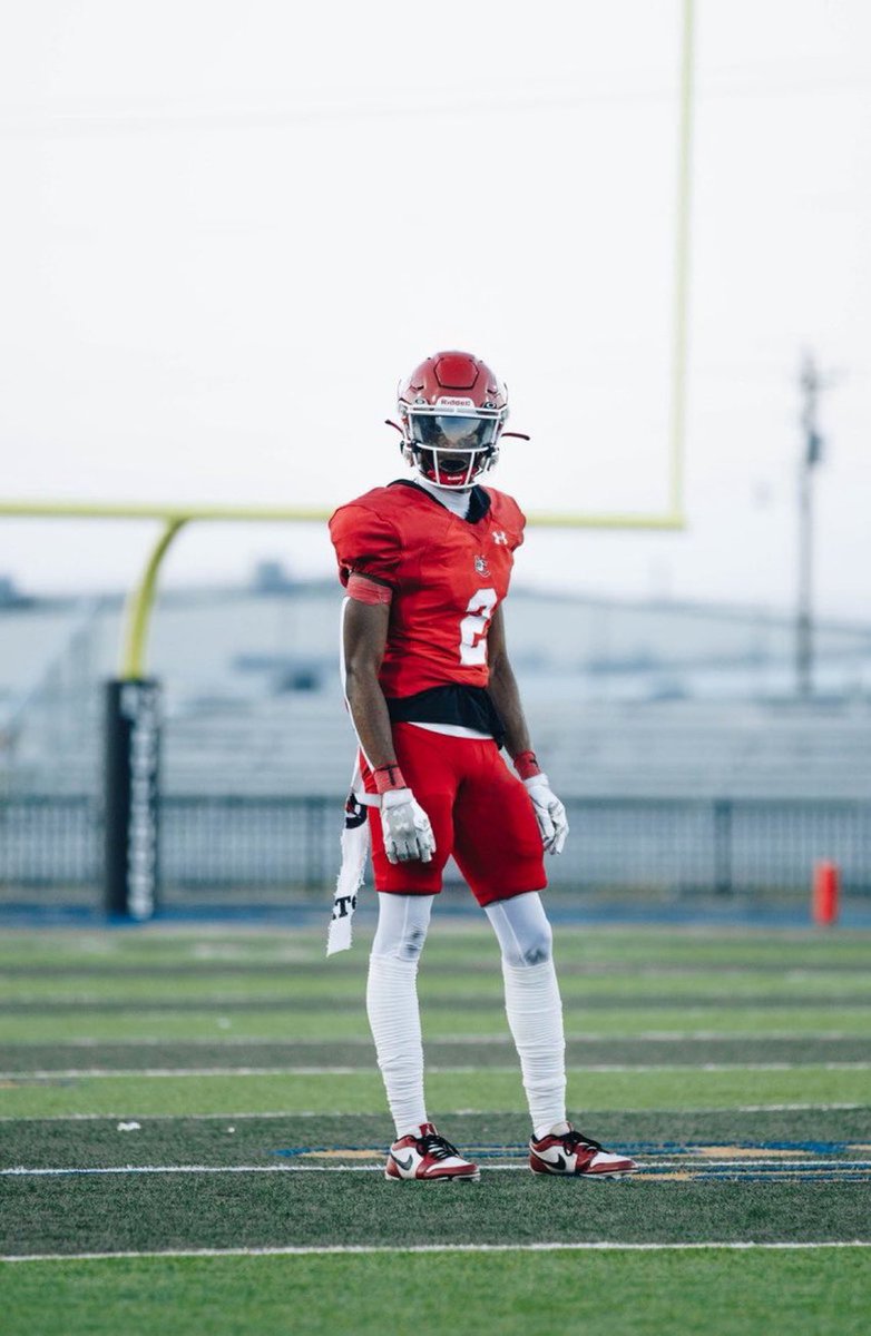 2026 (<a href="/NCDAWGPOUND/">Navarro Football</a>) JUCO DB <a href="/TravisR409/">Travis Roman</a> was offered by Kent State 
HL hudl.com/video/3/163938…