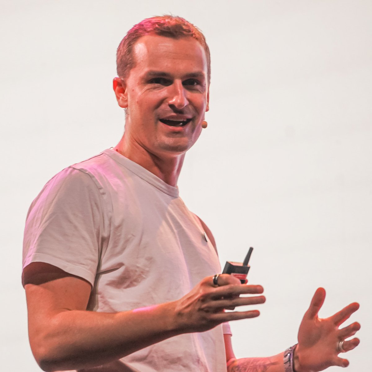 baselatam's tweet image. "Es hora de construir"

-@jessepollak