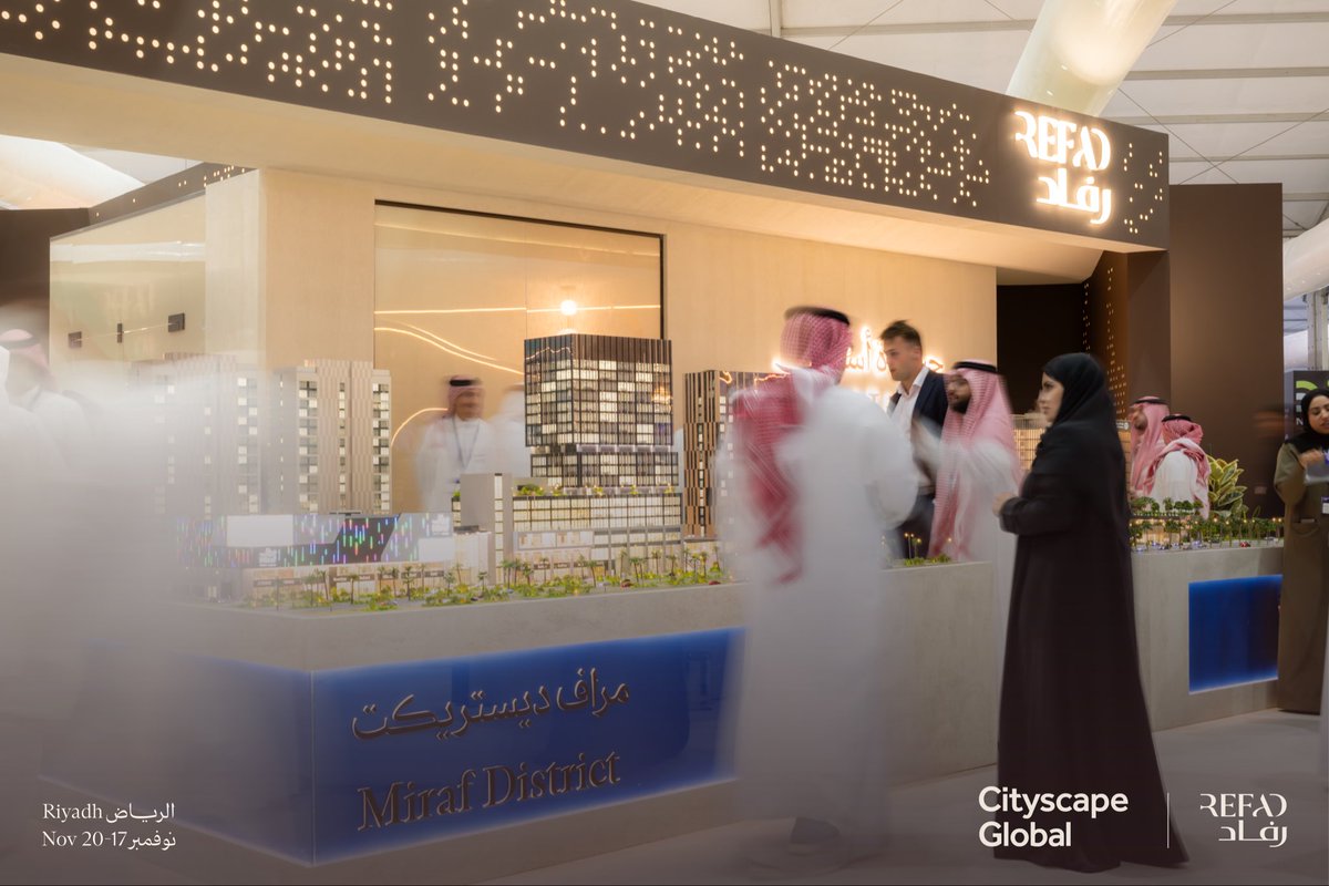 انطلاقة استثنائية في اليوم الأول

انطلقت مشاركتنا في سيتي سكيب 2025 باستعراض رؤية رفاد في تطوير وجهات متعددة الاستخدام تعكس أسلوب حياة عصري، وتسهم في بناء مجتمعات مزدهرة ترتكز على الابتكار والجودة.

وسعدنا بحضور سعادة الأستاذ عبد العزيز القحطاني، رئيس مجلس إدارة القحطاني القابضة،