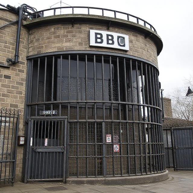 <a href="/JamesMelville/">James Melville 🚜</a> <a href="/jeffbanks_uk/">Jeff Banks</a> Thanks for posting this. You’re a hero, I’ve opposed this “Sheriff of Nottingham” tax for years. The BBC’s leadership thrives on scaremongering intimidating and threatening the public. It’s disgraceful behavior. Send them to jail.