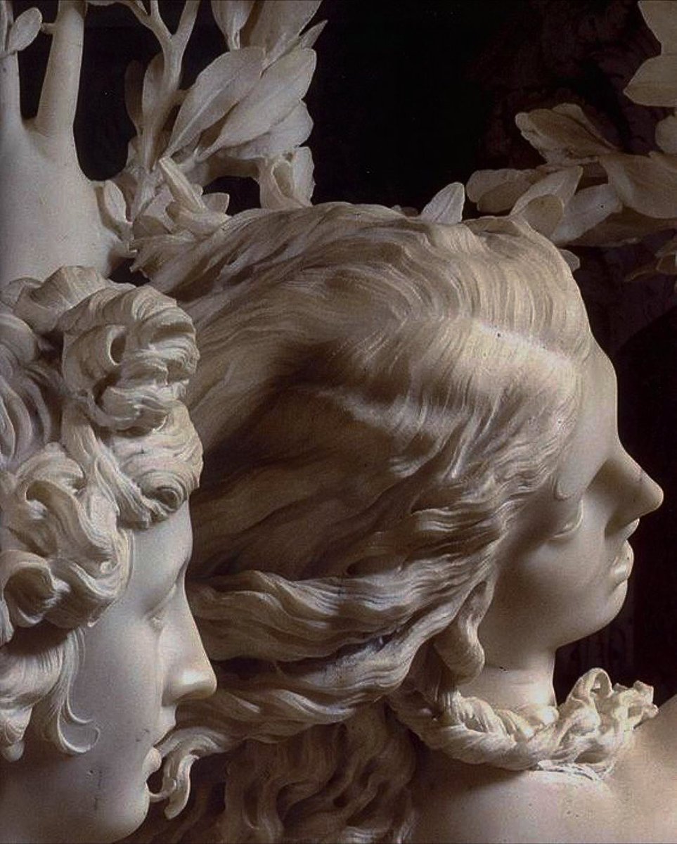 DGSOzlem's tweet image. Bu resmin önünde saatler geçirebilirim 
(Rembrandt - The Storm on the Sea of Galilee, 1633)

yada bu (Bernini 1625) heykelinin  önünde her bir detayına inceliğine takılıp kalabilirim

Zamansız anların içinde olmak diyorum ben buna ☕
#Gecekahvesi 
#Rembrandt
#Bernini