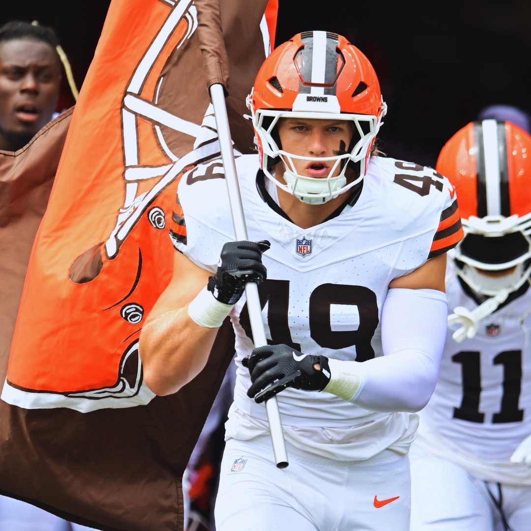 #Browns rookie LB Carson Schwesinger this season:

- 10 starts
- 85 tackles
- 1.5 sacks
- 2 INTs
- 8 TFLs

The current favorite for Defensive Rookie of the Year and has a legit case for All-Pro consideration.