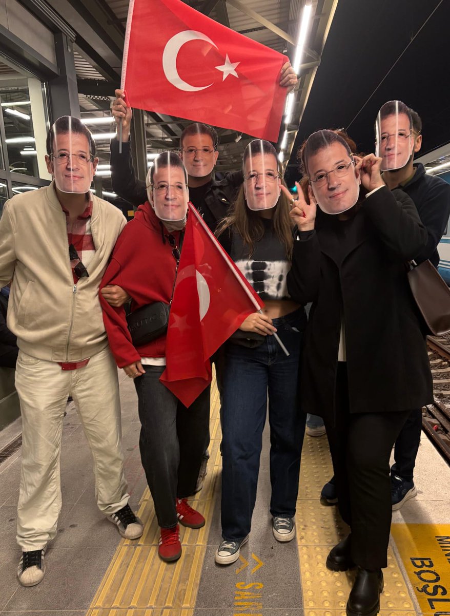 Revolution tweet media