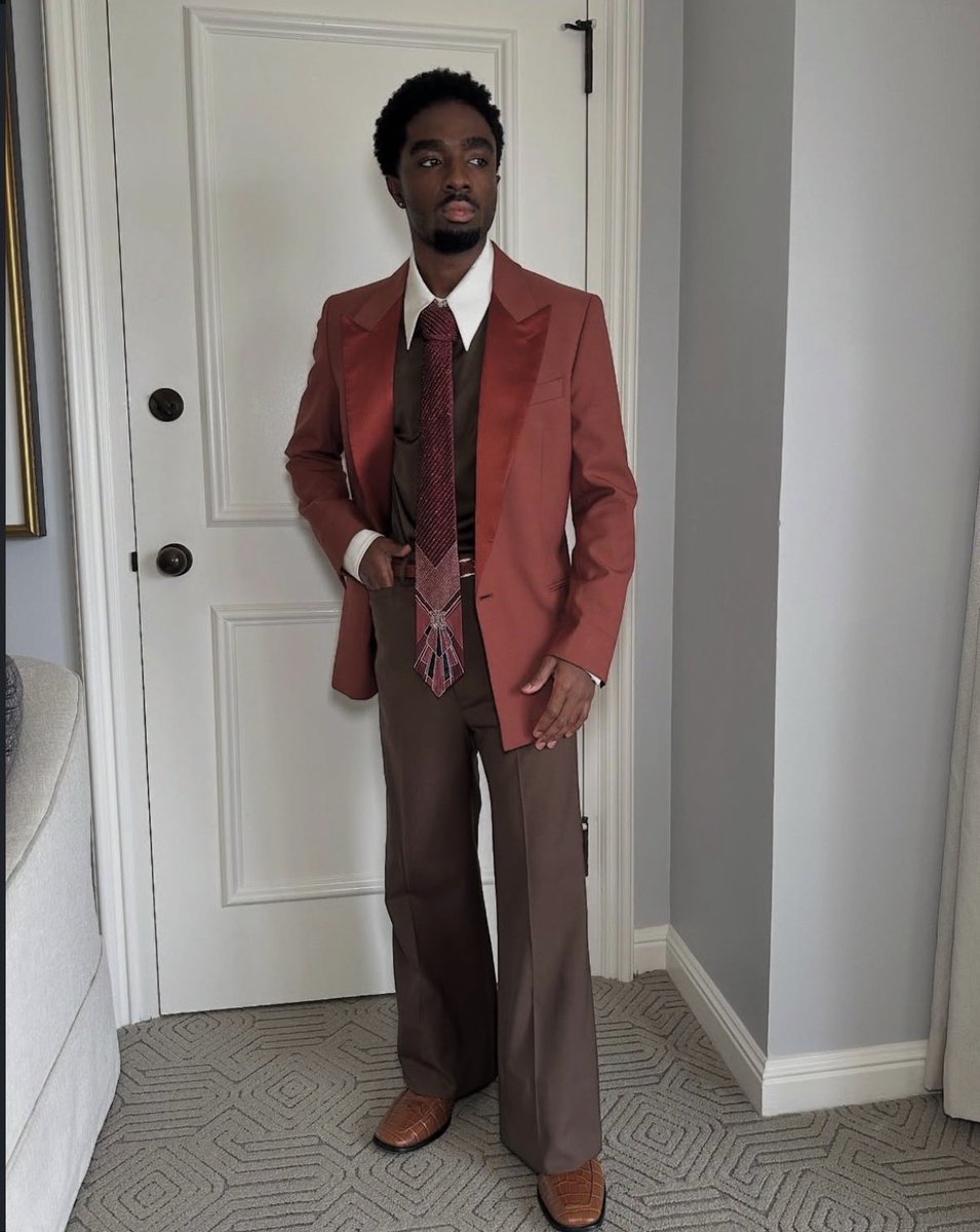 updatescaleb's tweet image. New photos of Caleb McLaughlin in his Stranger Things press outfits 

via @/katieqian on instagram
