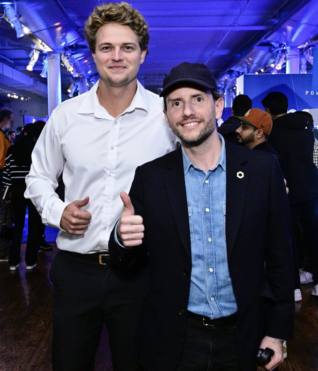 ChrisBarrett's tweet image. 