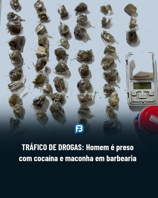 FalaBarreiras's tweet image. TRÁFICO DE DROGAS:
Homem é preso com cocaína e maconha em barbearia
falabarreiras.com/policiais/traf…
#TráficoDeDrogas #PrisaoEmFlagrante #SantaRitaDeCassia #PETO #ApreensãoDeDrogas
Instagram
instagram.com/falabarreiras/
Canal WhatsApp
whatsapp.com/channel/0029Va…
Falabarreiras, notícia é pra sempre
