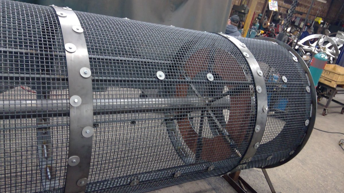 scott_equipment's tweet image. She’s all done!
This reel scalper is fully assembled and ready to work at its new, permanent home. 
Precision-built for performance — now it’s time to shine in the field.
Safe travels!
#ReelScalper #BuiltForPerformance #MachineReady #OffToWork #CustomEquipment #FarmStrong